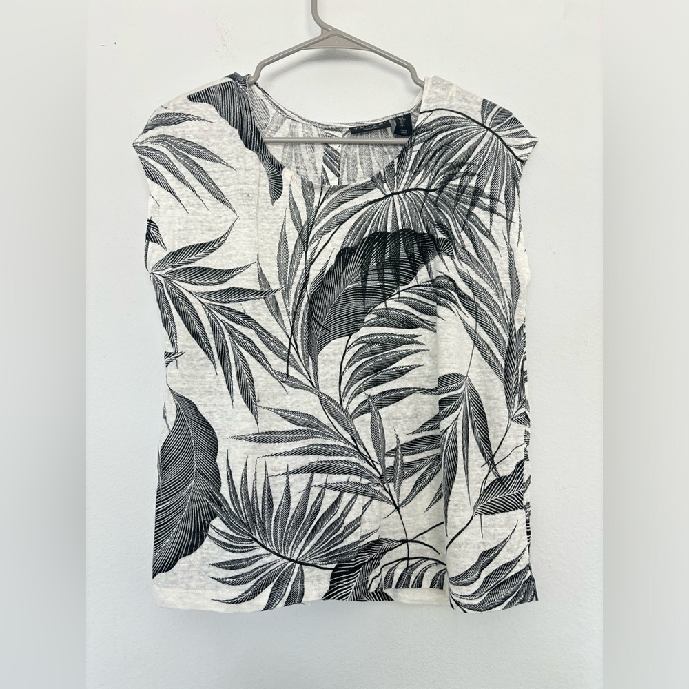 Tahari NWT 100% Linen tropical print sleeveless blouse Sz Small